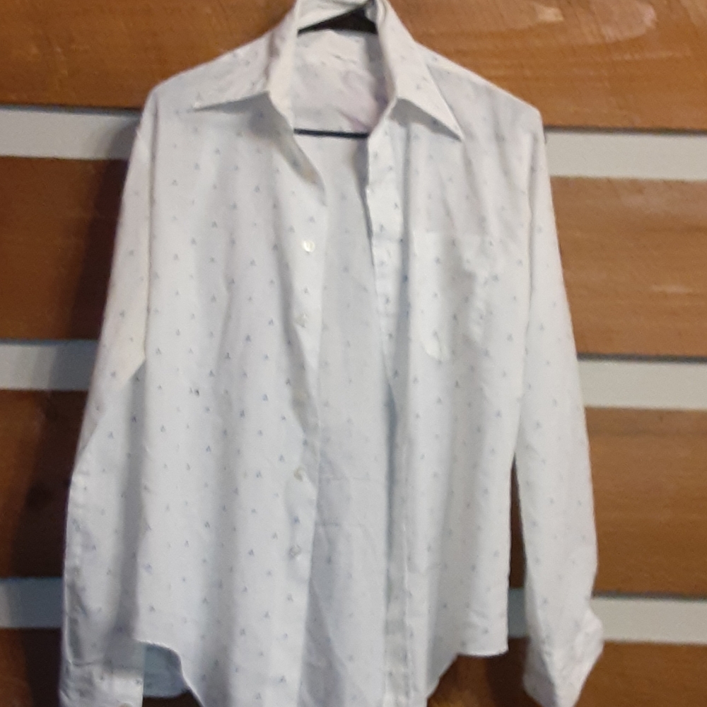 Vintage 70s shirt. It might be late 60's.